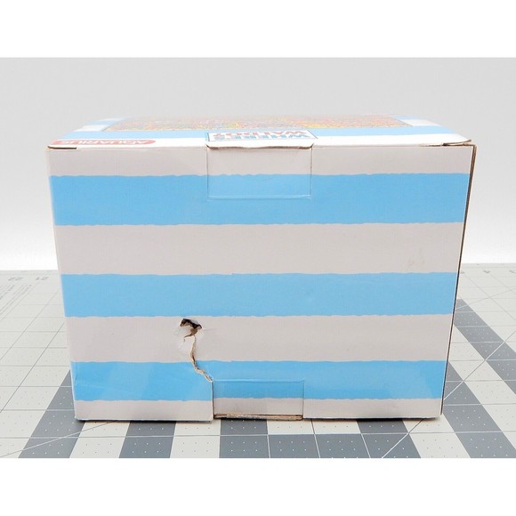 Where’s Waldo? 3000 Piece Jigsaw Puzzle 32" x 45" By Aquarius Sealed - Picture 3 of 7